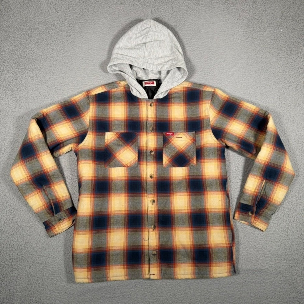 Wrangler Jacket Mens Medium Plaid Flannel Quilt Lined Hooded Workwear Outdoor